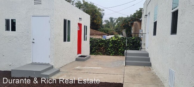 722 Jewell Dr San Diego, CA 92113 photo 2