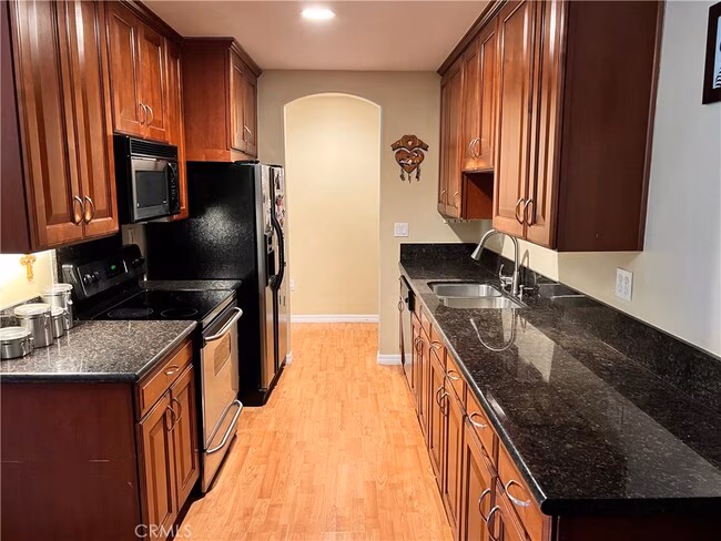 4570 54th St San Diego, CA 92115 photo 2