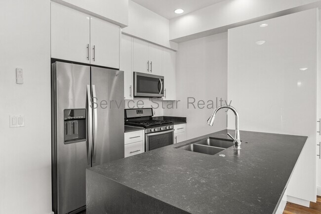 7300 E Earll Dr Scottsdale, AZ 85251 photo 5
