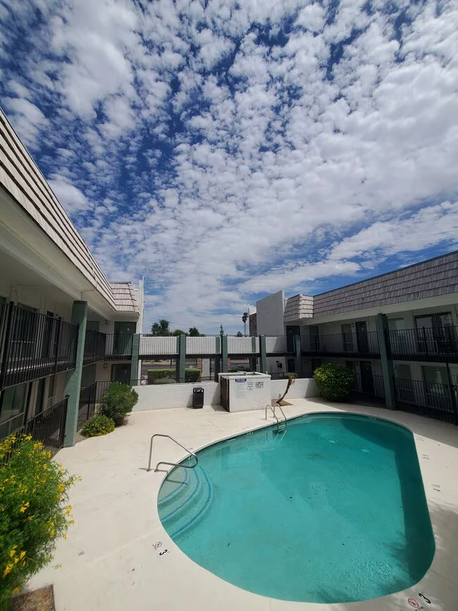 Mountain View Condos photo 2