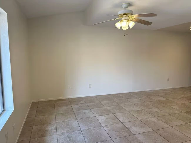 6219 E Glencove St Mesa, AZ 85205 photo 3