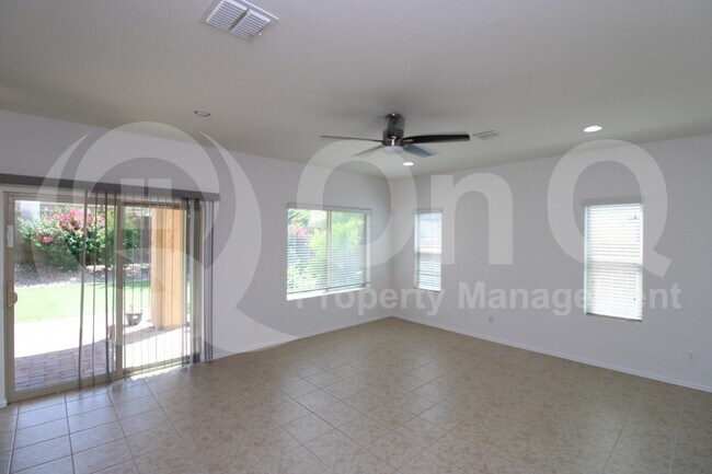 2751 E Mews Rd Gilbert, AZ 85298 photo 4