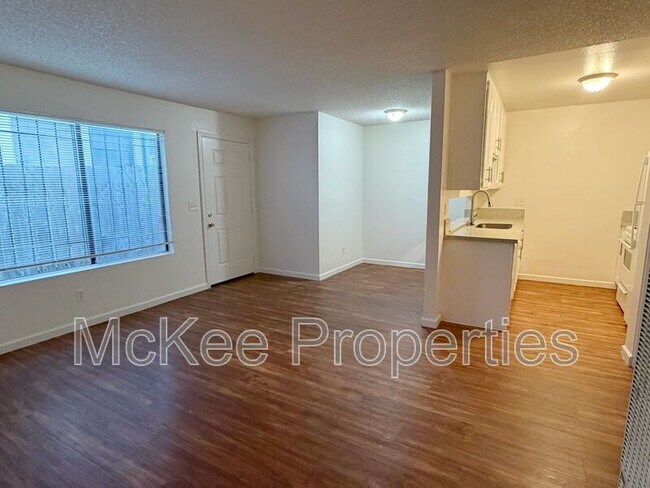 3028 Juniper St San Diego, CA 92104 photo 5