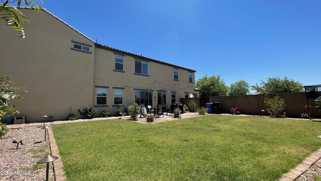 25623 N 21st Ave Phoenix, AZ 85085 photo 2