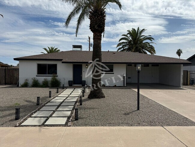 2023 E Alder Cir Mesa, AZ 85204 photo 2
