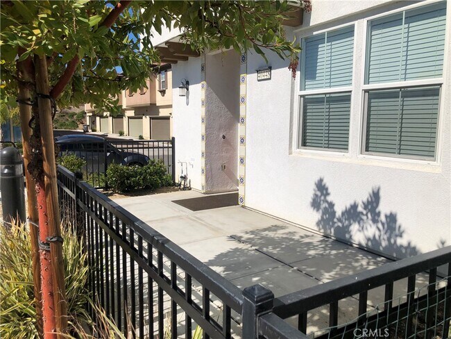 40448 Calle Real Murrieta, CA 92563 photo 3