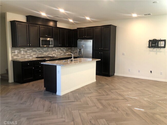 40448 Calle Real Murrieta, CA 92563 photo 4