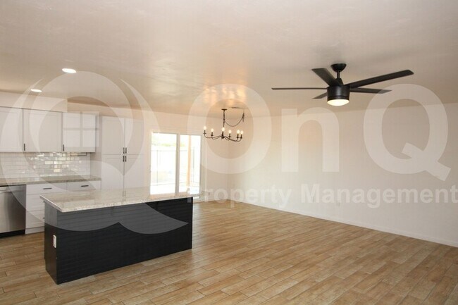 522 N Saguaro Mesa, AZ 85201 photo 4