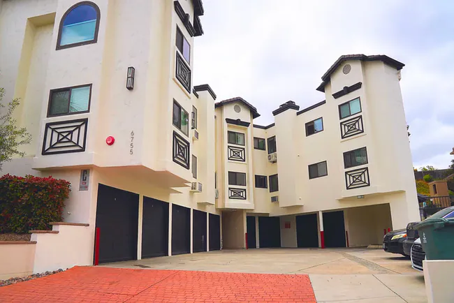 6755 Mission Gorge Rd San Diego, CA 92120 photo 5