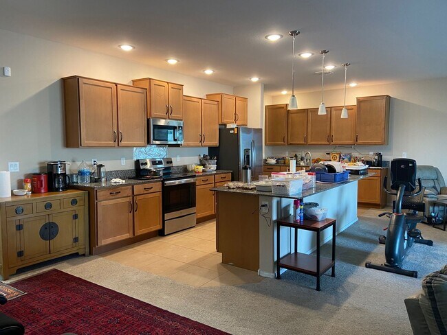 37316 W Mondragone Ln Maricopa, AZ 85138 photo 4