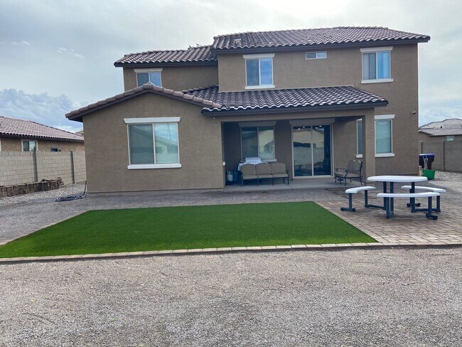 37316 W Mondragone Ln Maricopa, AZ 85138 photo 2
