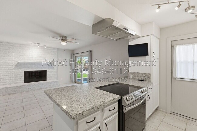 1986 E Richards Dr photo 5