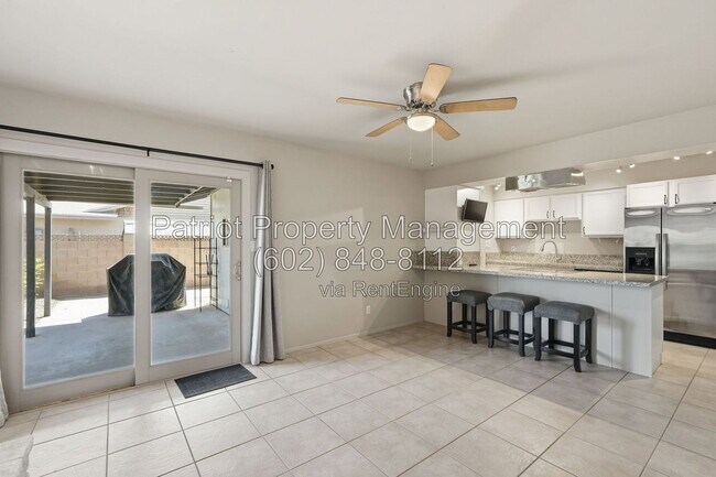 1986 E Richards Dr photo 2