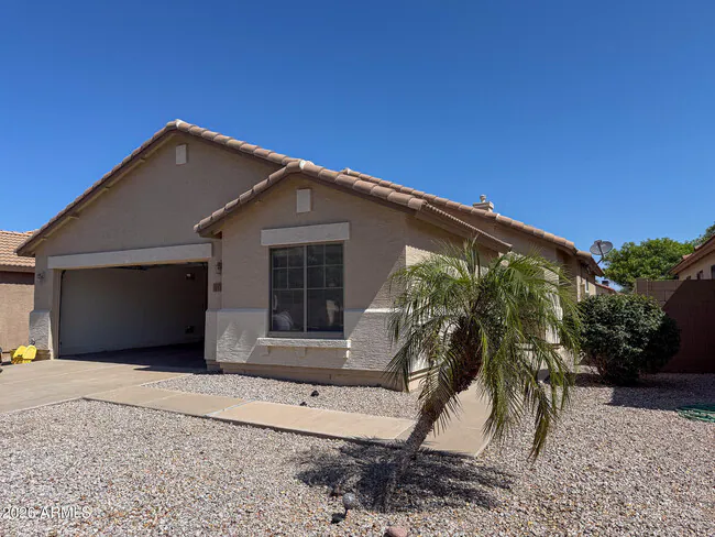 1330 E Santa Fiore St San Tan Valley, AZ 85140 photo 3
