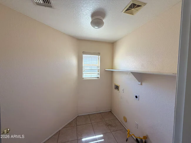 1330 E Santa Fiore St San Tan Valley, AZ 85140 photo 4
