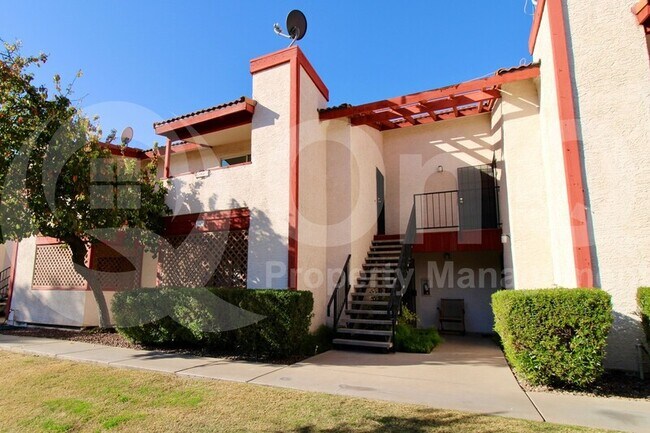 4211 E Palm Ln Phoenix, AZ 85008 photo 2