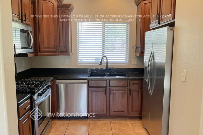 21973 N 102nd Ln Peoria, AZ 85383 photo 5