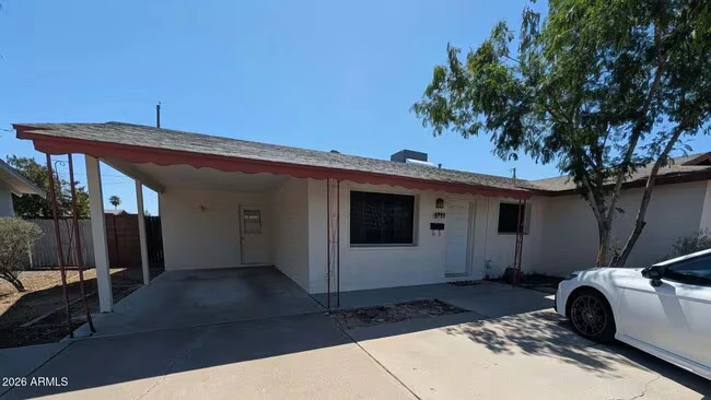 1711 S Hardy Dr Tempe, AZ 85281 photo 3