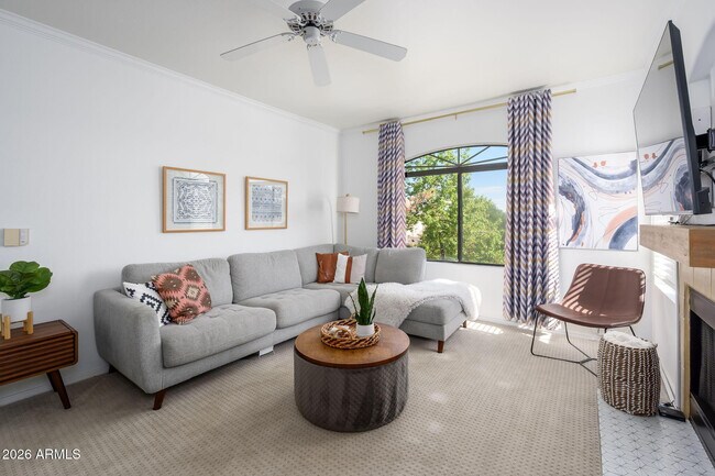 15095 N Thompson Peak Pkwy Scottsdale, AZ 85260 photo 2
