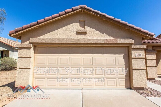 4821 N 92nd Ln Phoenix, AZ 85037 photo 4