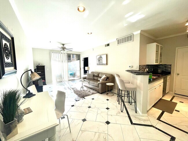 1701 E Colter St Phoenix, AZ 85016 photo 3