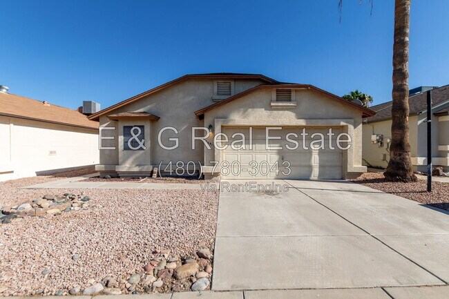 8651 N 107th Dr Peoria, AZ 85345 photo 2