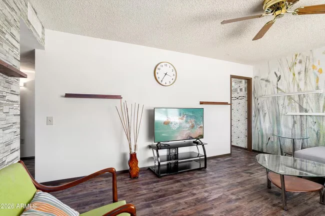 12543 W Parkwood Dr photo 5