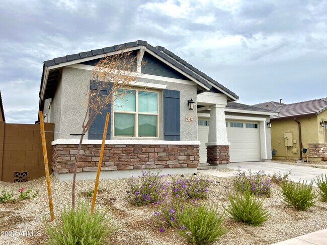 9332 W Encinas Ln Tolleson, AZ 85353 photo 2