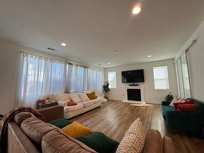 38226 Old Creek Ct Murrieta, CA 92563 photo 5