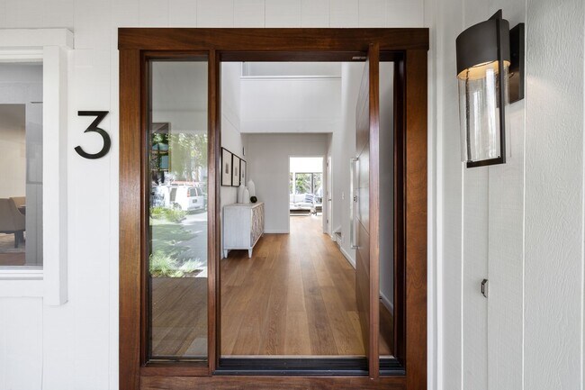 3 Corte Las Casas Tiburon, CA 94920 photo 2