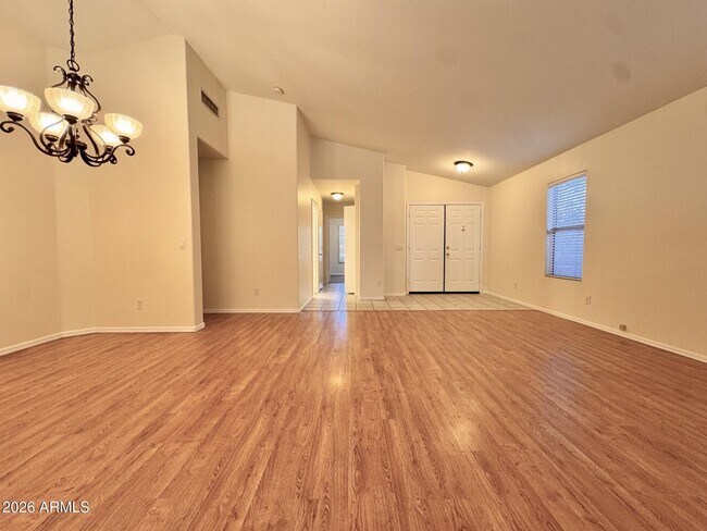21303 N 79th Dr Peoria, AZ 85382 photo 3