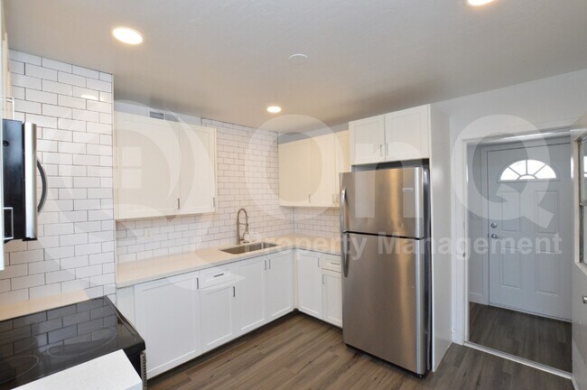 1202 E Kaler Dr Phoenix, AZ 85020 photo 5