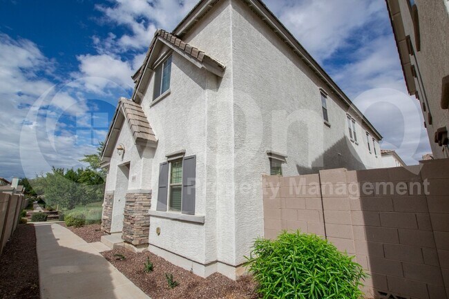 4674 E Olney Ave Gilbert, AZ 85234 photo 2