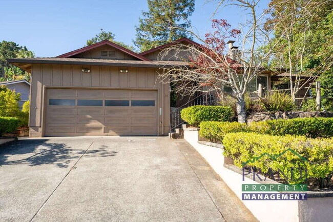 20 Portola Ave photo 3