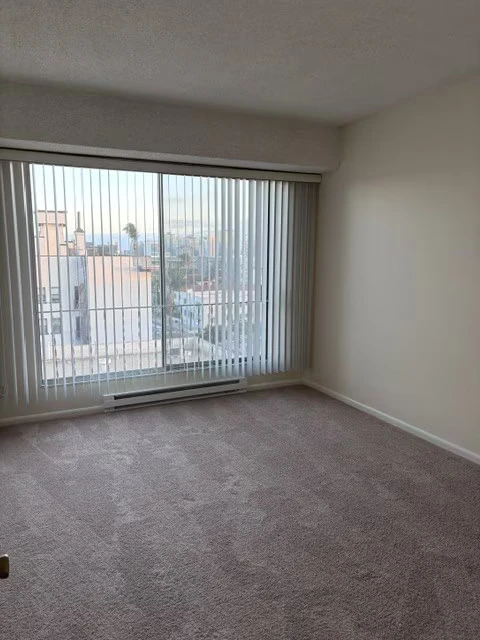 Imperial Tower Apartments photo 3