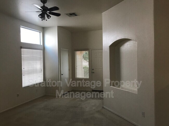 16838 S 23rd St Phoenix, AZ 85048 photo 3