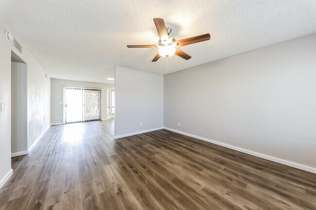 18417 N 55th Dr Glendale, AZ 85308 photo 3