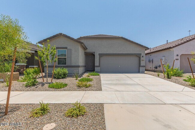 16663 W Christy Dr
