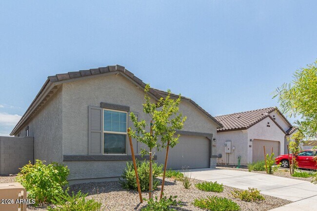 16663 W Christy Dr photo 3