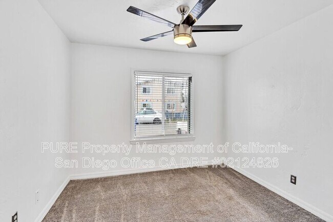 7464 Daytona St Lemon Grove, CA 91945 photo 5