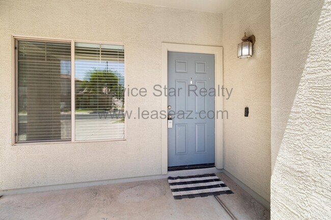 1554 E Elgin St Gilbert, AZ 85295 photo 2
