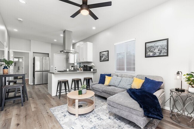 2643 G St San Diego, CA 92102