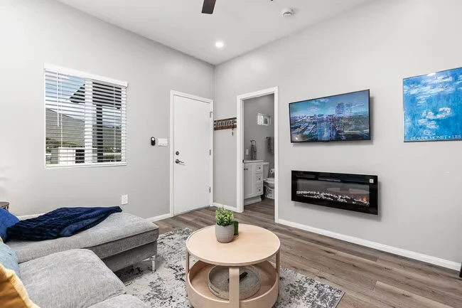 2643 G St San Diego, CA 92102 photo 4
