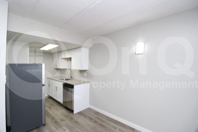 44 E Roanoke Ave Phoenix, AZ 85012 photo 5