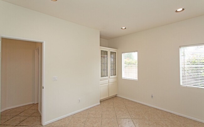 2159 Island Shore Way San Marcos, CA 92078 photo 5