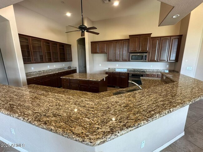 10024 W Jj Ranch Rd Peoria, AZ 85383 photo 2