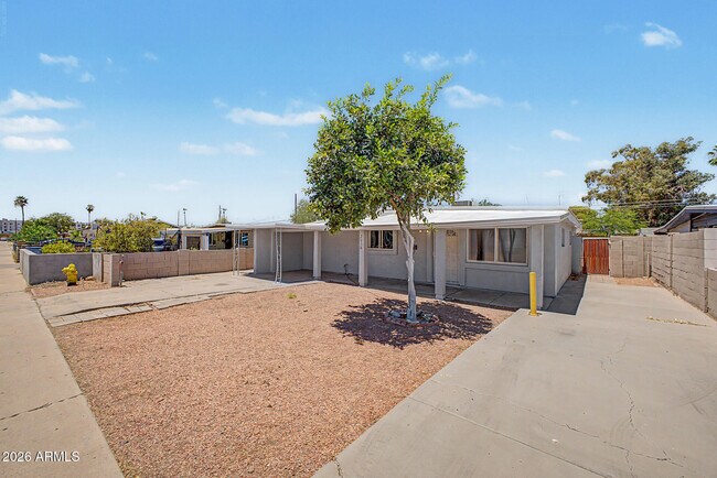 2038 E Lemon St Tempe, AZ 85281 photo 3