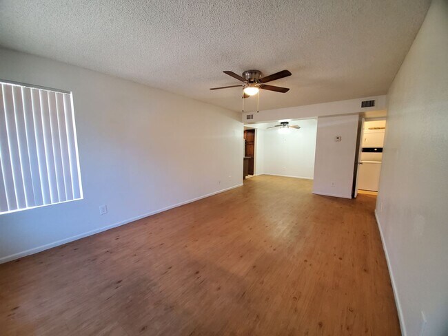 839 S Westwood Mesa, AZ 85210 photo 4