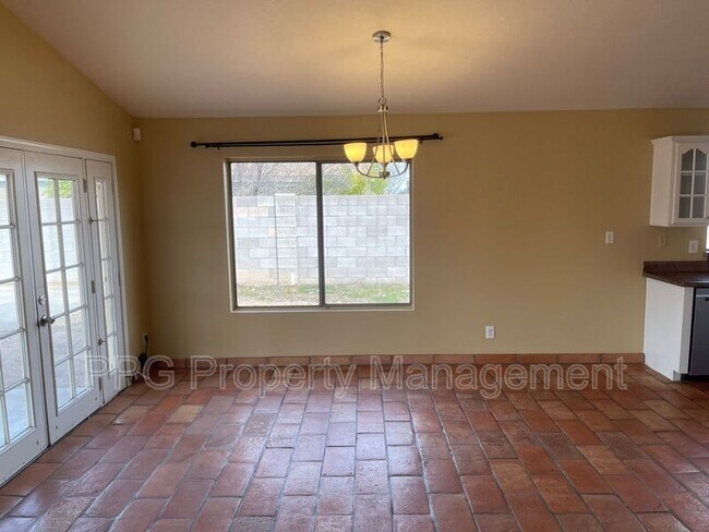 14930 N Gil Balcome Ct Surprise, AZ 85379 photo 5