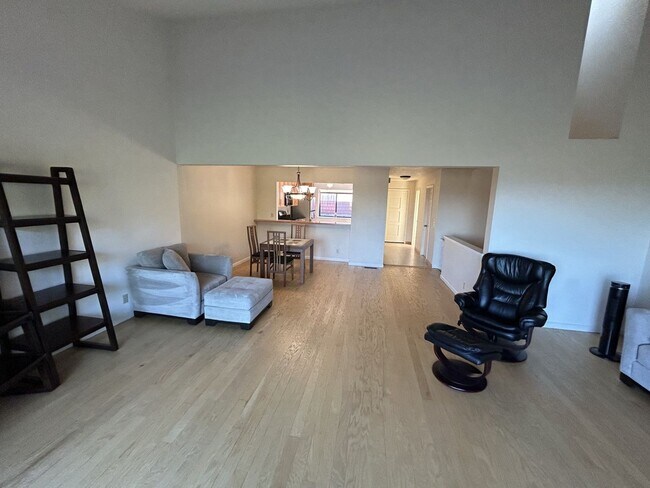 828 Arlene Way, Novato, CA 94947 photo 5